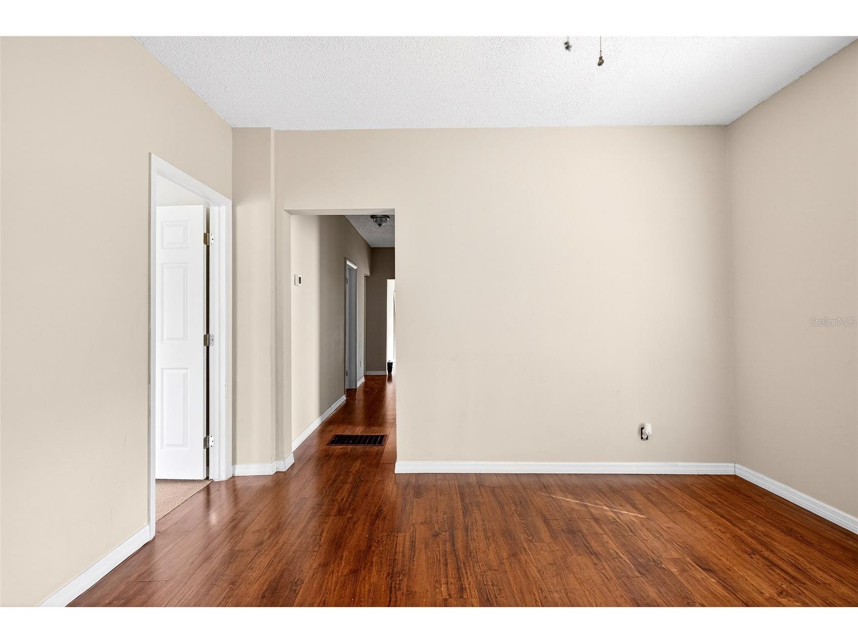 728 Mckenzie Street Leesburg FL 34748 OM719843 image7