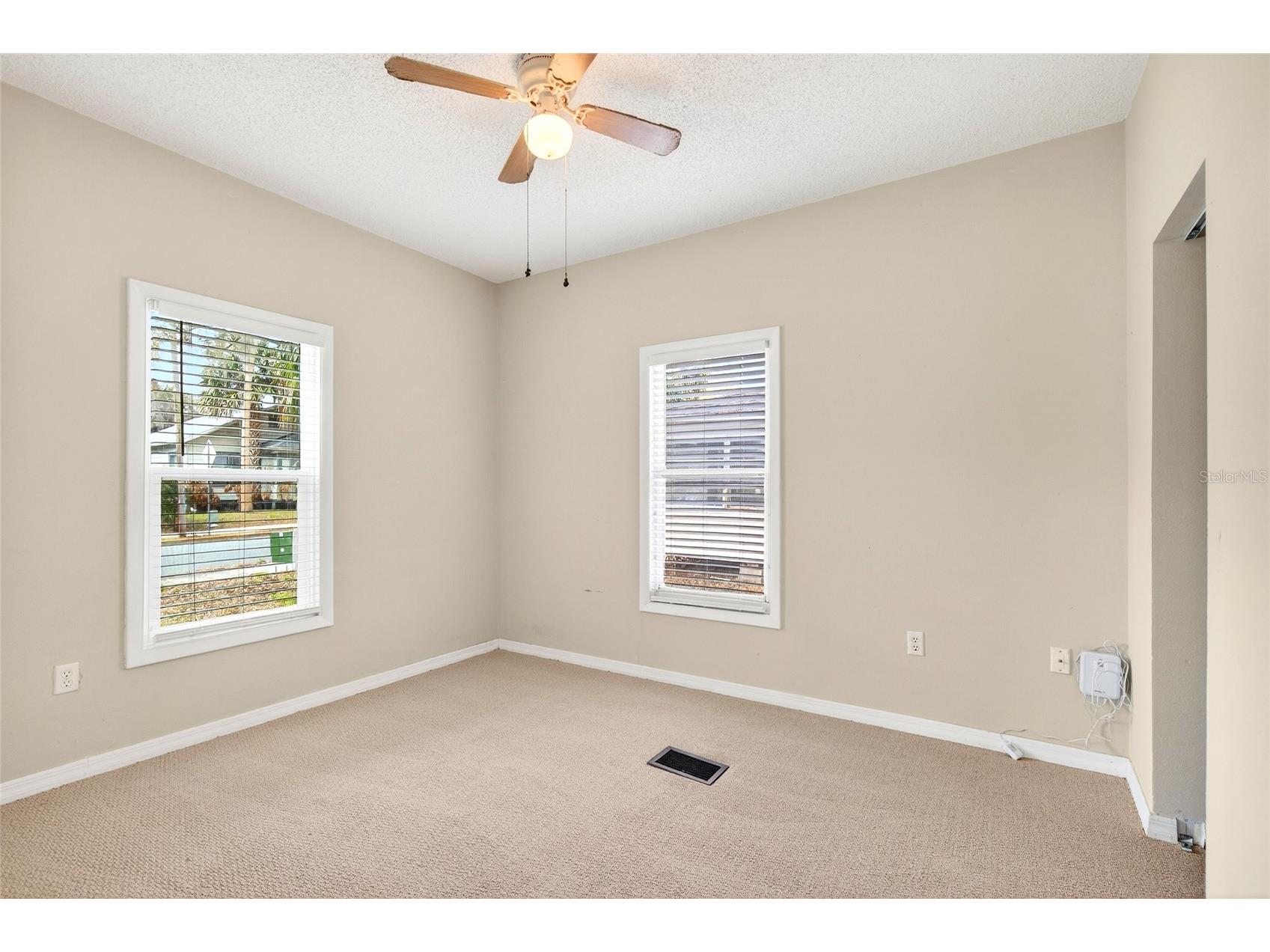 728 Mckenzie Street Leesburg FL 34748 OM719843 image8