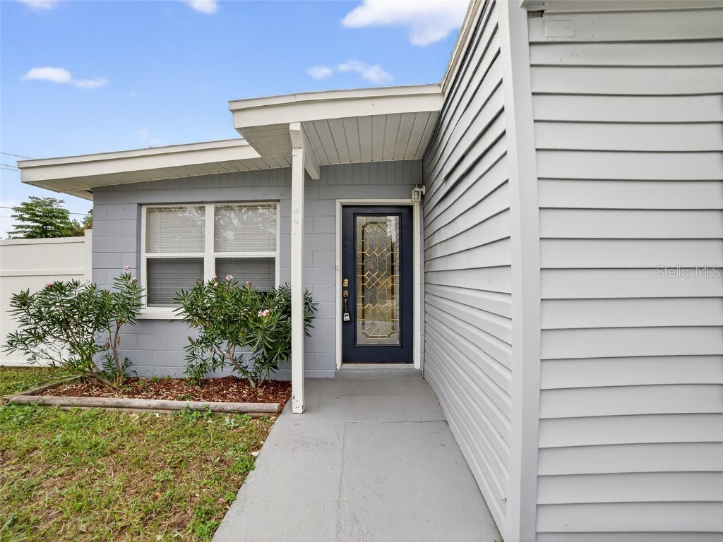 728 Westbrook Avenue Brandon FL 33511 TB8454879 image2