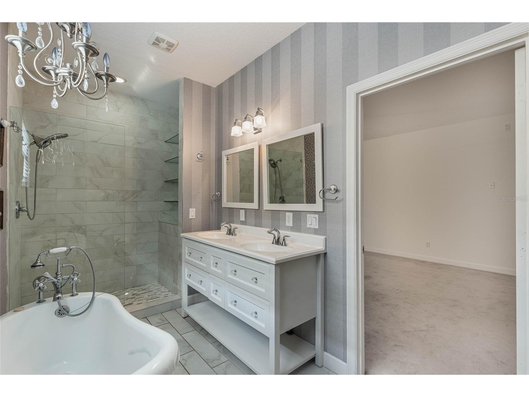 7284 Hawksnest Boulevard Orlando FL 32835 O6409466 image16