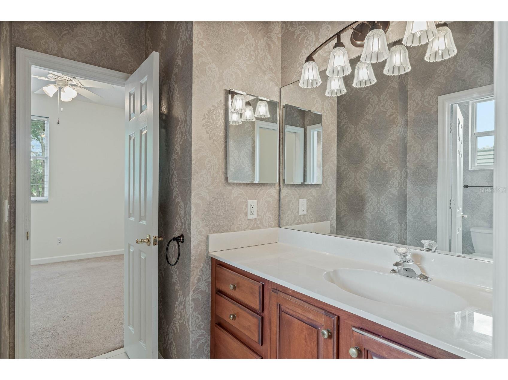 7284 Hawksnest Boulevard Orlando FL 32835 O6409466 image20
