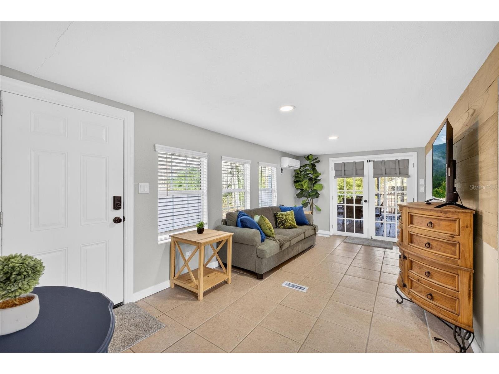7286 Aberdeen Court Weeki Wachee FL 34607 - WEEKI WACHEE RIVER TB8476433 image10