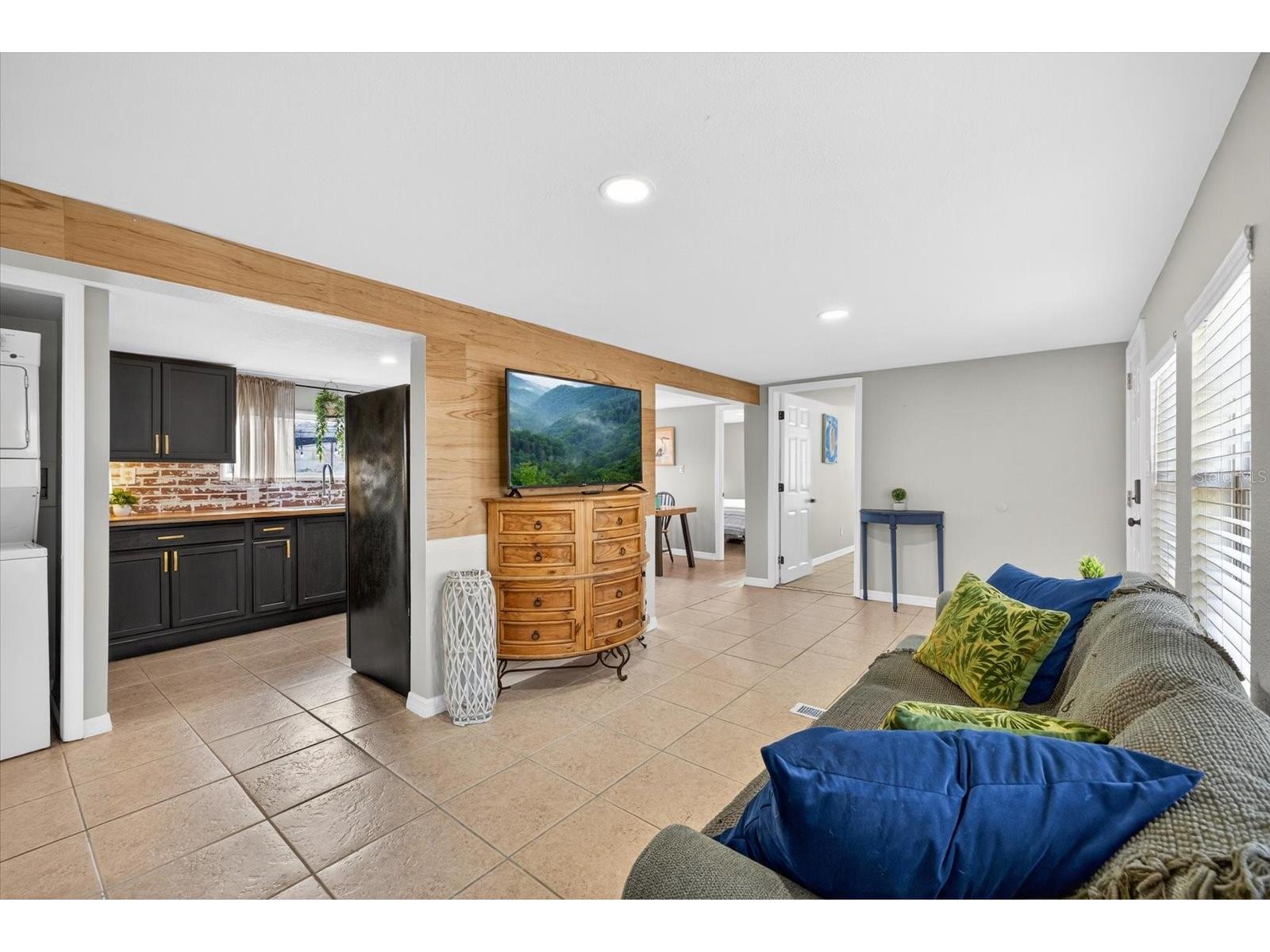 7286 Aberdeen Court Weeki Wachee FL 34607 - WEEKI WACHEE RIVER TB8476433 image9