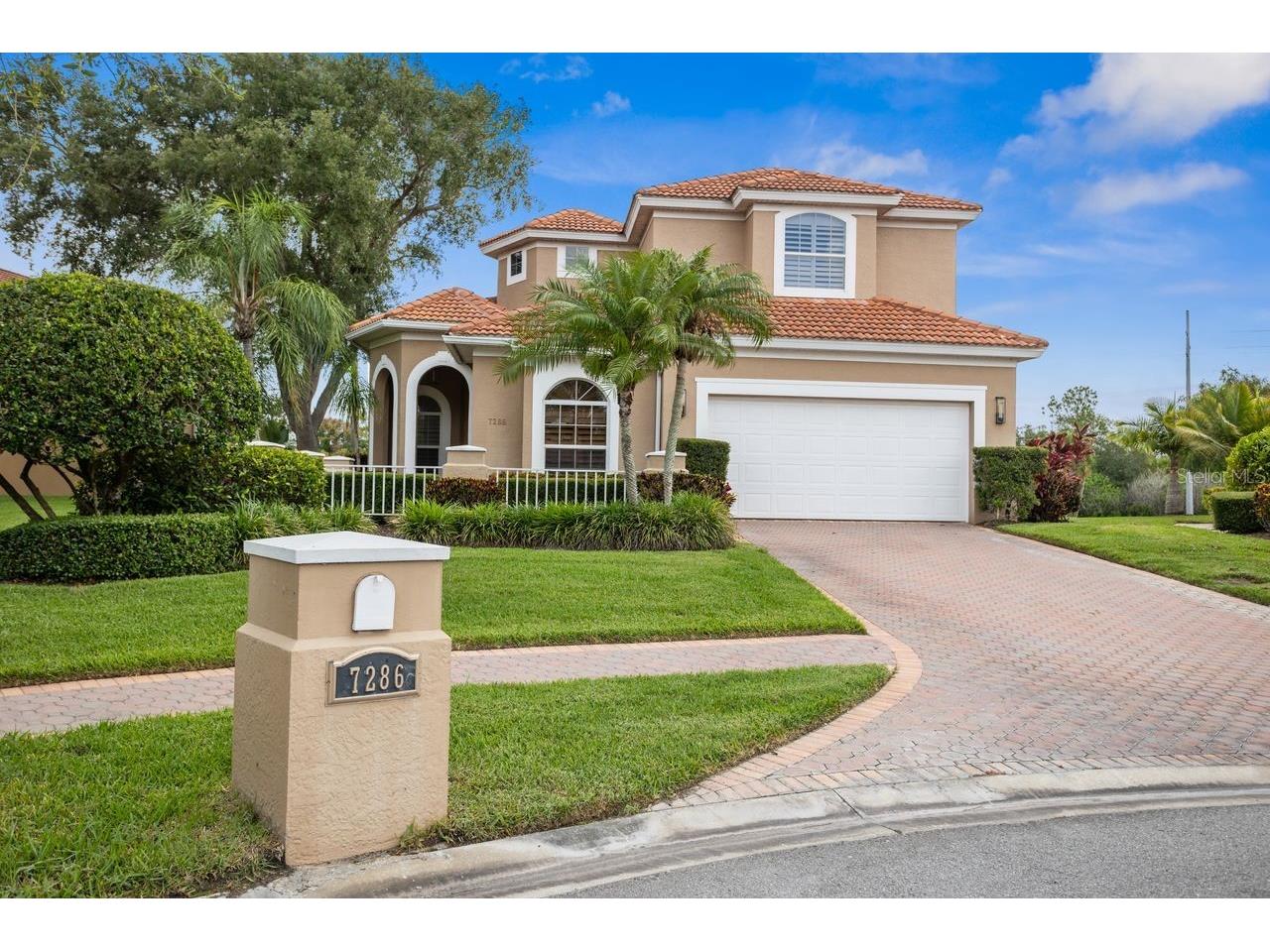 7286 Maidencane Court Seminole FL 33777 TB8502301 image1