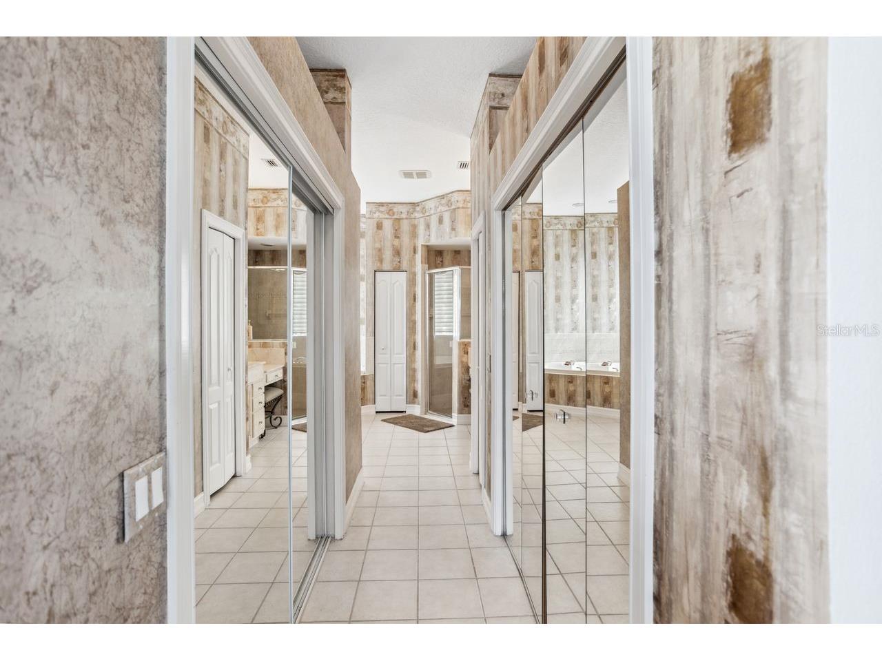 7286 Maidencane Court Seminole FL 33777 TB8502301 image14