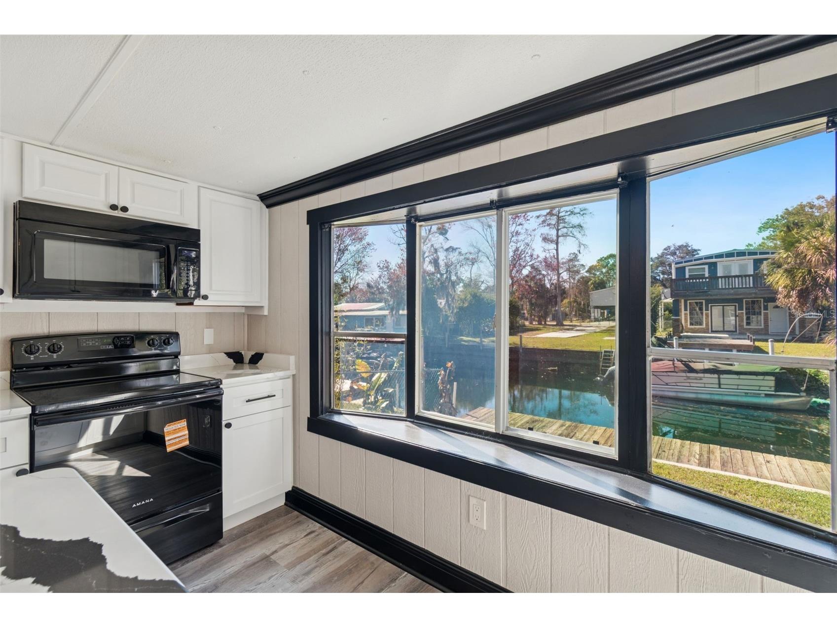 7287 Aberdeen Court Weeki Wachee FL 34607 - WEEKI WACHEE RIVER W7882316 image18