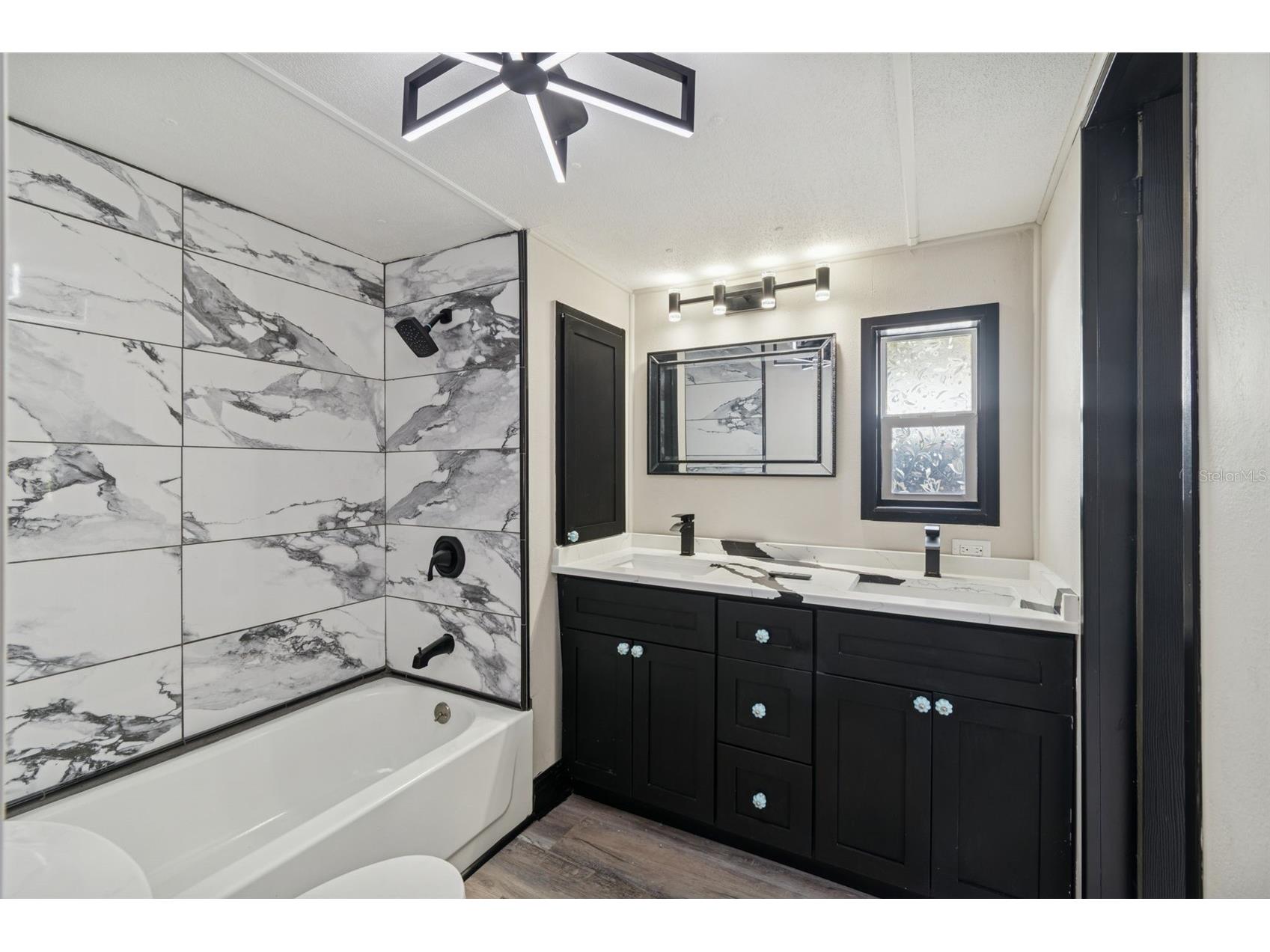 7287 Aberdeen Court Weeki Wachee FL 34607 - WEEKI WACHEE RIVER W7882316 image30