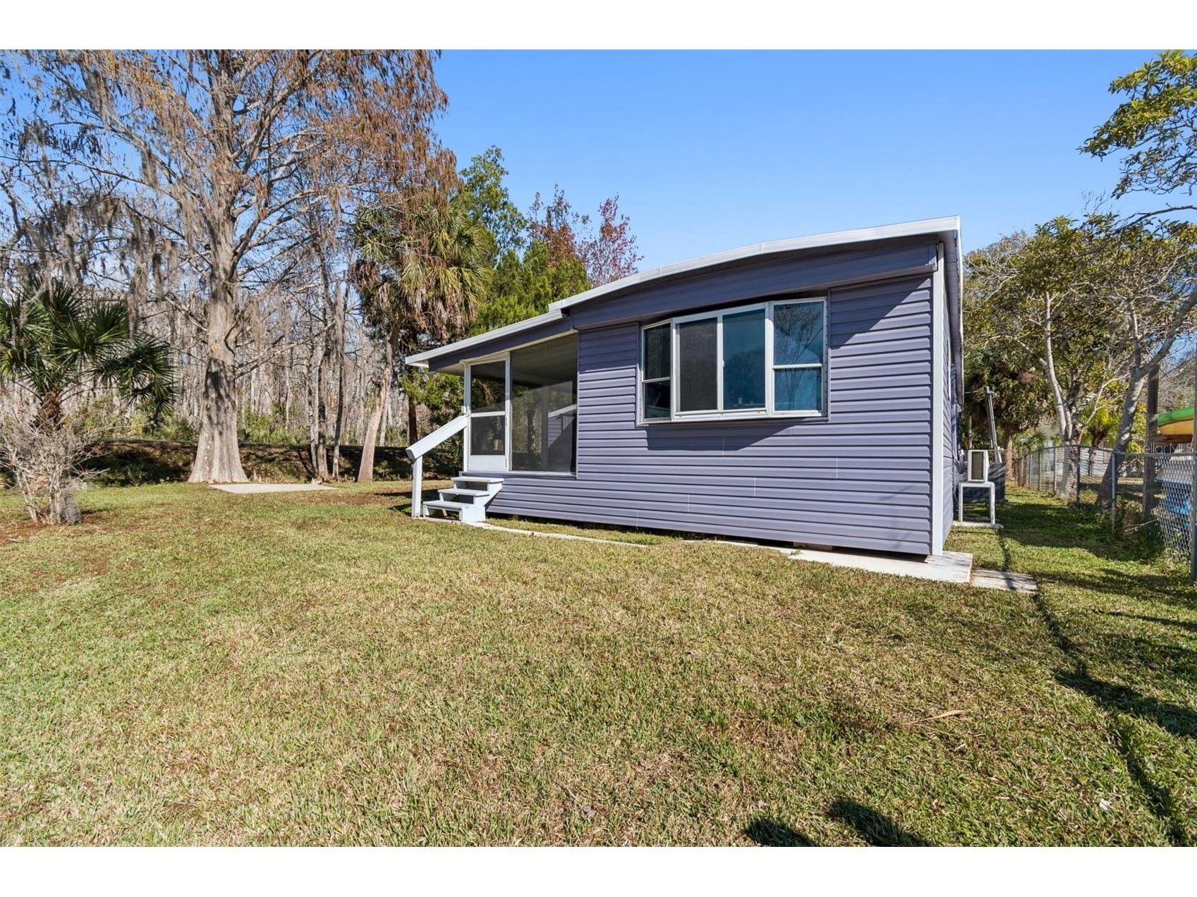 7287 Aberdeen Court Weeki Wachee FL 34607 - WEEKI WACHEE RIVER W7882316 image39