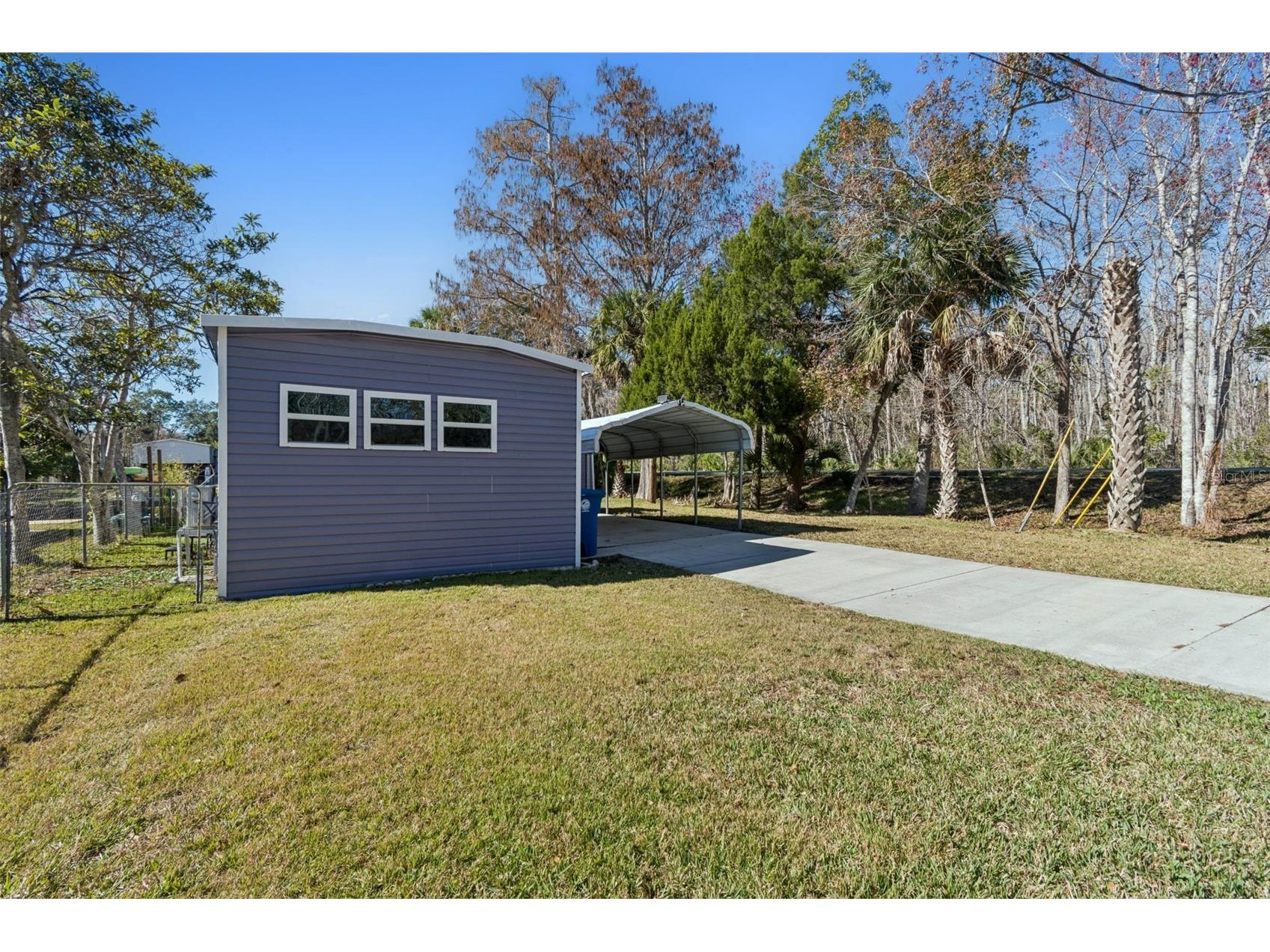 7287 Aberdeen Court Weeki Wachee FL 34607 - WEEKI WACHEE RIVER W7882316 image5