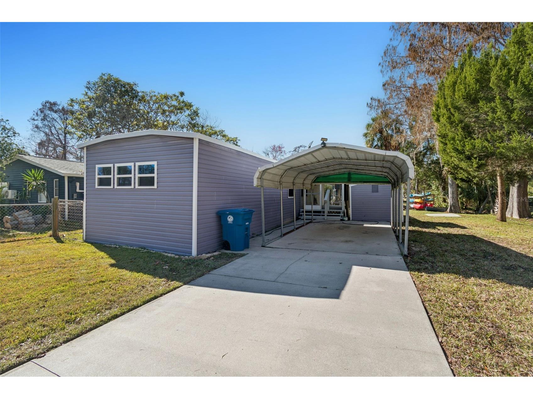 7287 Aberdeen Court Weeki Wachee FL 34607 - WEEKI WACHEE RIVER W7882316 image6