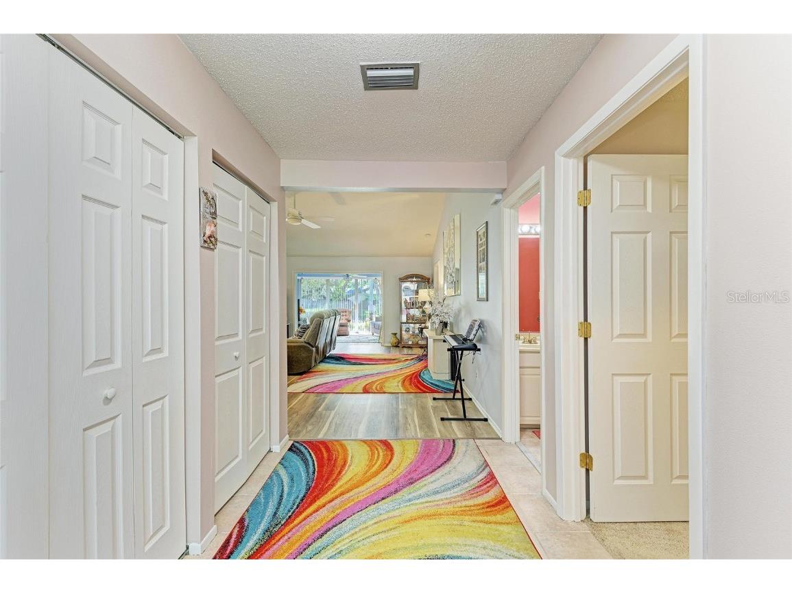 7287 Eleanor Circle Sarasota FL 34243 A4668567 image10