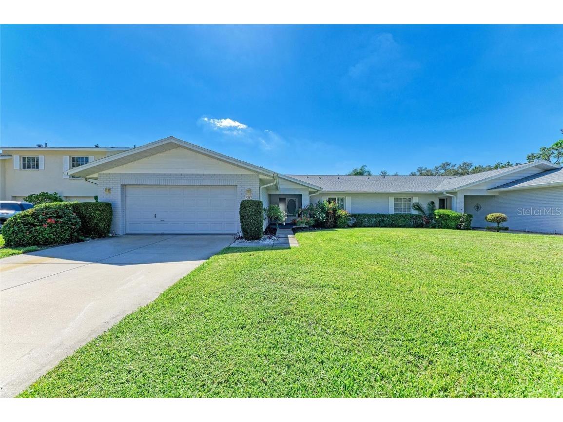 7287 Eleanor Circle Sarasota FL 34243 A4668567 image3