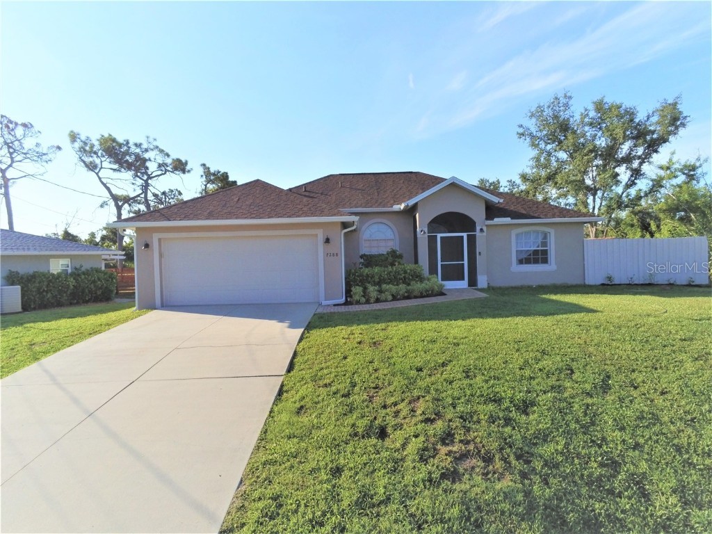 7288 Castleberry Terrace Englewood FL 34224 D6131333 image1