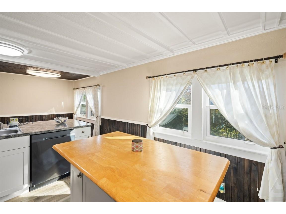 7288 Coventry Court Weeki Wachee FL 34607 W7881176 image17