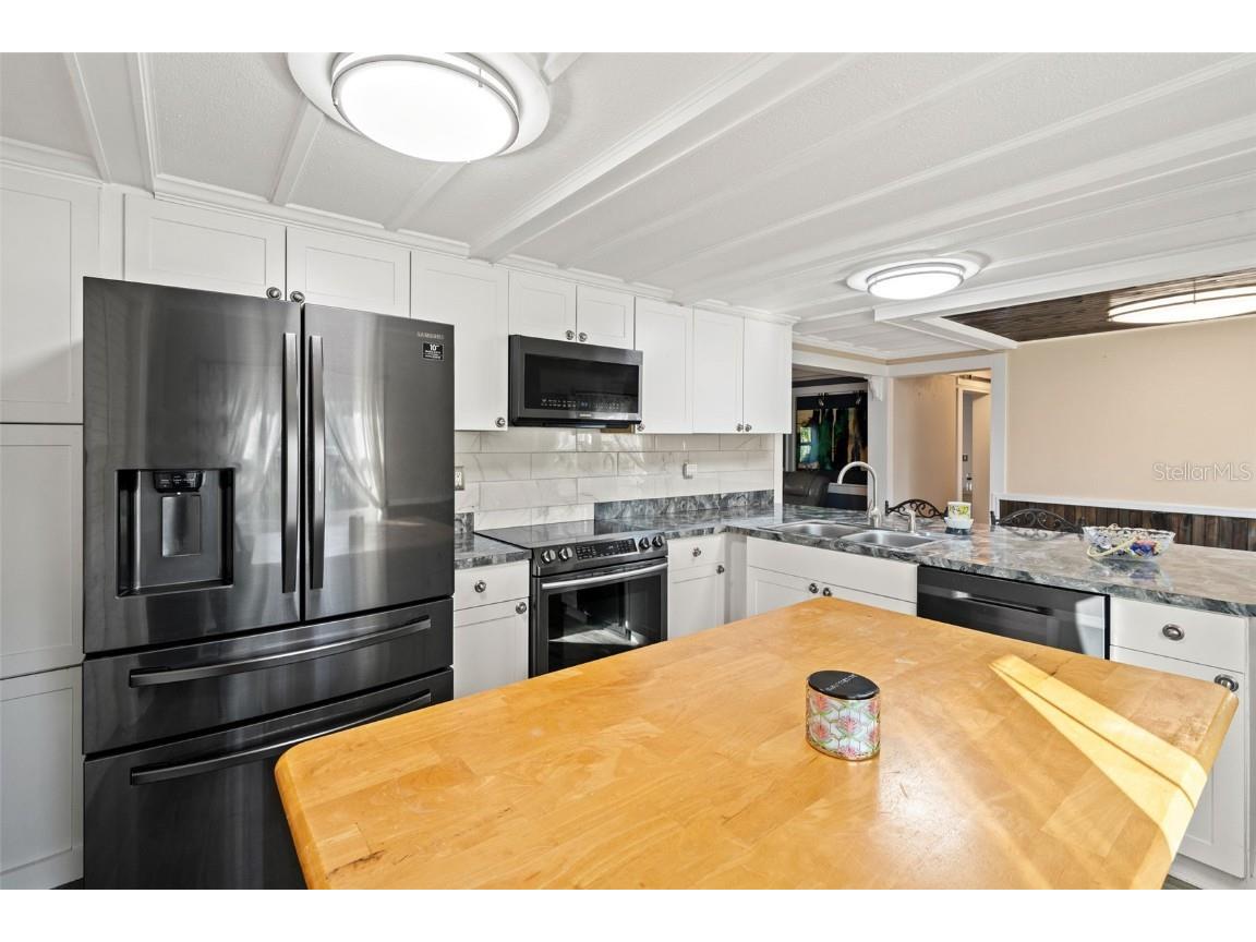 7288 Coventry Court Weeki Wachee FL 34607 W7881176 image19