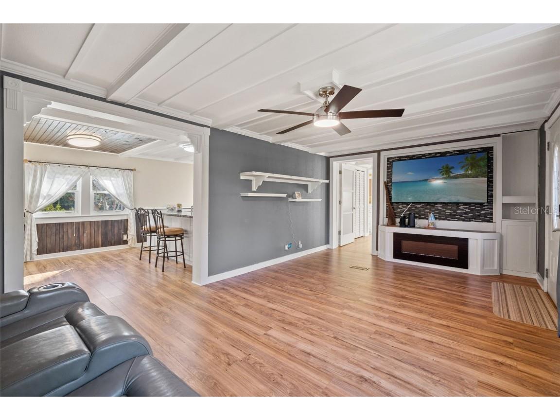 7288 Coventry Court Weeki Wachee FL 34607 W7881176 image4