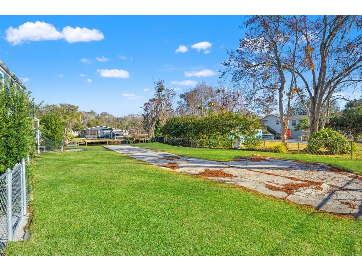 7288 Coventry Court Weeki Wachee FL 34607 W7881176 image68