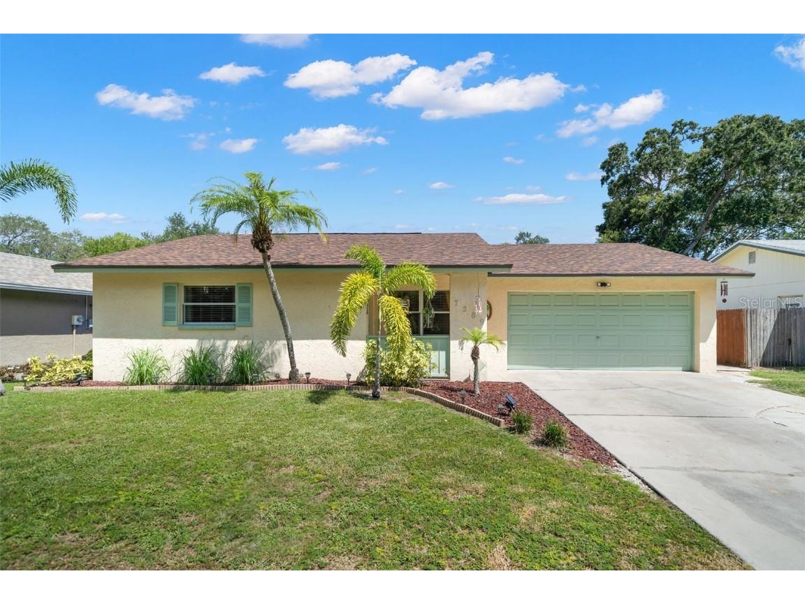 7289 61st Avenue N Saint Petersburg FL 33709 U8212922 image1