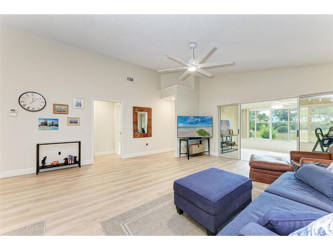 729 Brightside Crescent Drive #33 Venice FL 34293 A4673608 image10