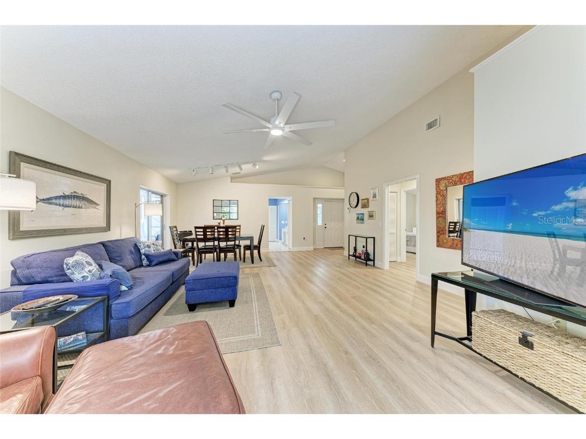 729 Brightside Crescent Drive #33 Venice FL 34293 A4673608 image11