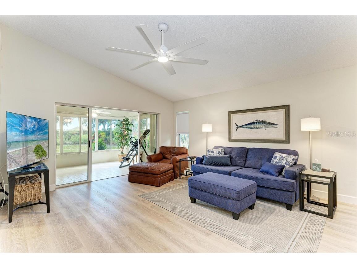 729 Brightside Crescent Drive #33 Venice FL 34293 A4673608 image9