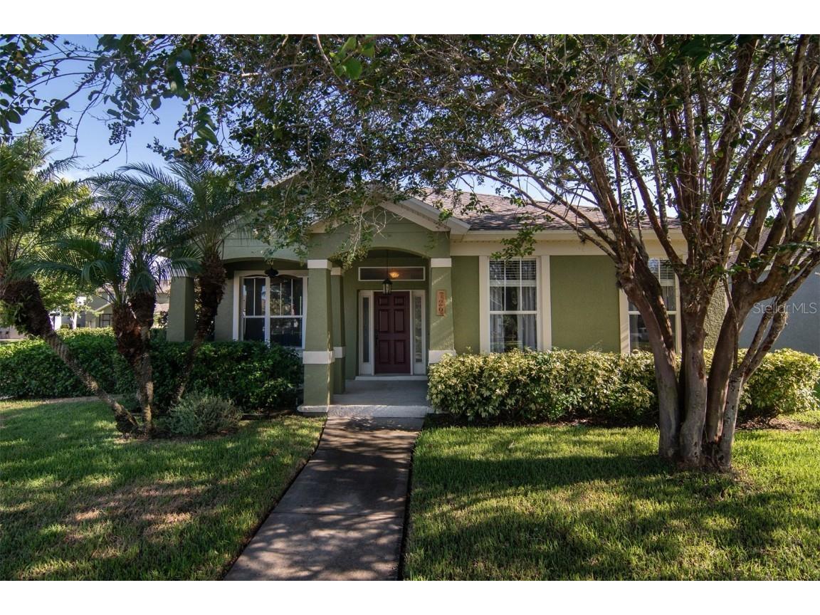 729 Climbing Oaks Court Winter Garden FL 34787 O6134741 image1