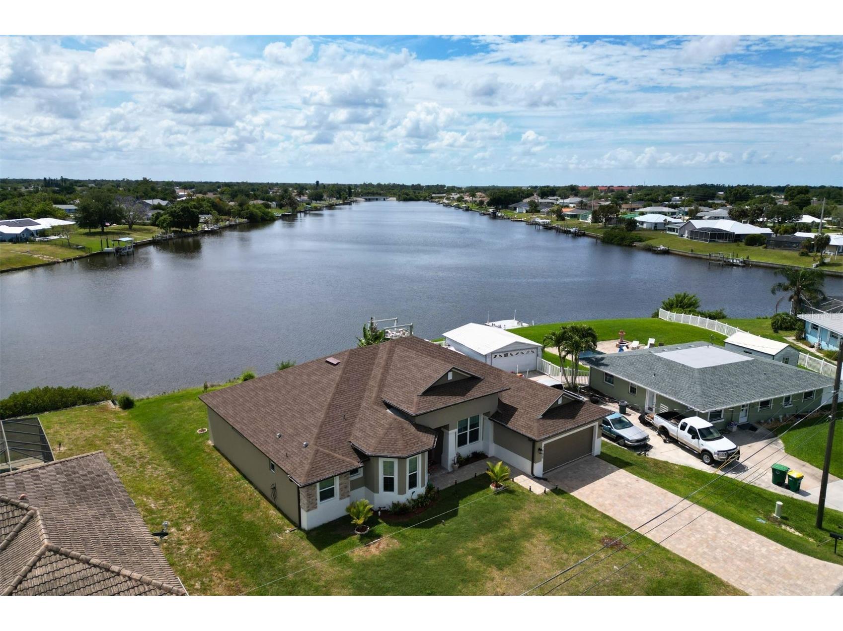 729 Crestview Circle NW Port Charlotte FL 33948 - SUNSET WATERWAY A4689969 image2
