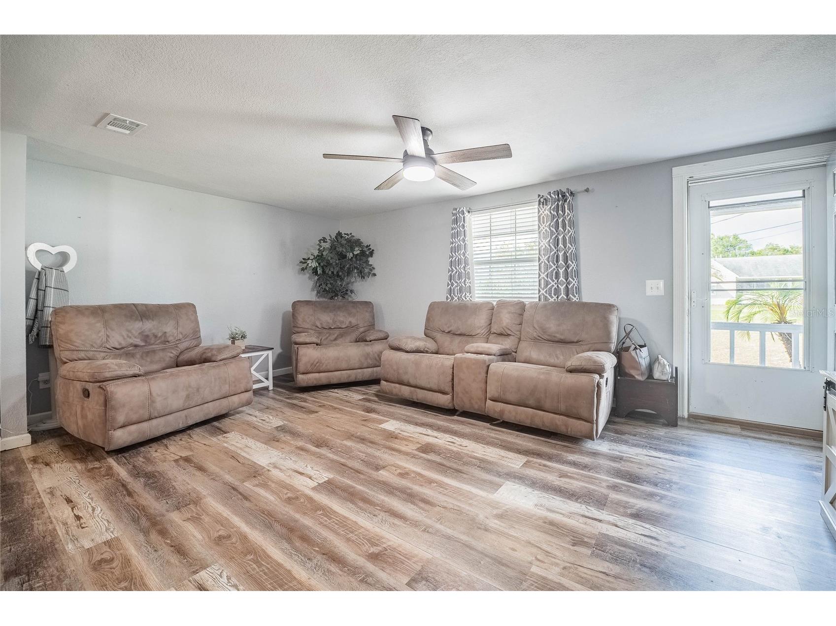 729 E Lake Avenue Eagle Lake FL 33839 - LAKE MCLEOD L4962485 image13