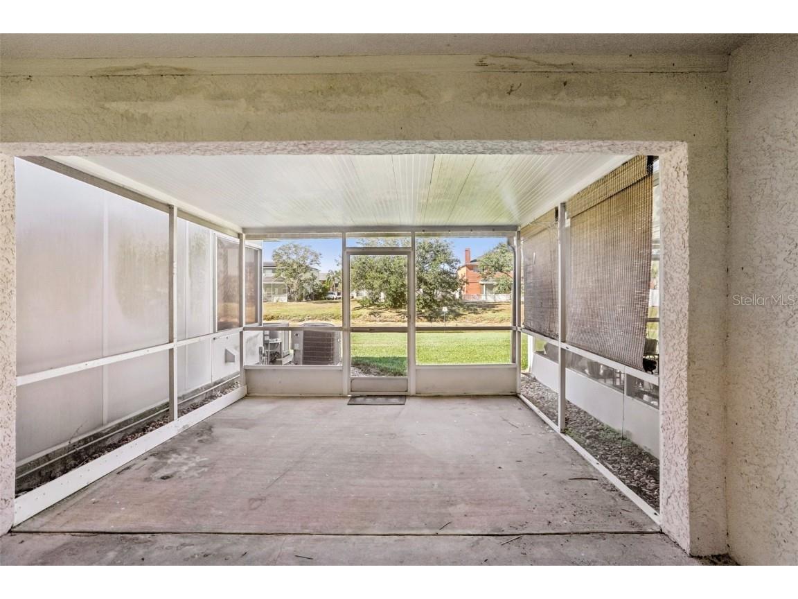 729 Kensington Lake Circle Brandon FL 33511 TB8448044 image22