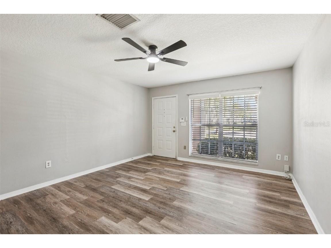 729 Kensington Lake Circle Brandon FL 33511 TB8448044 image6