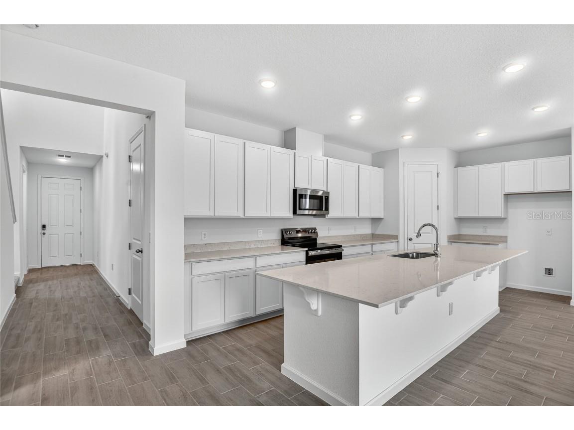 729 Lake Dell Avenue Dundee FL 33838 S5126722 image3