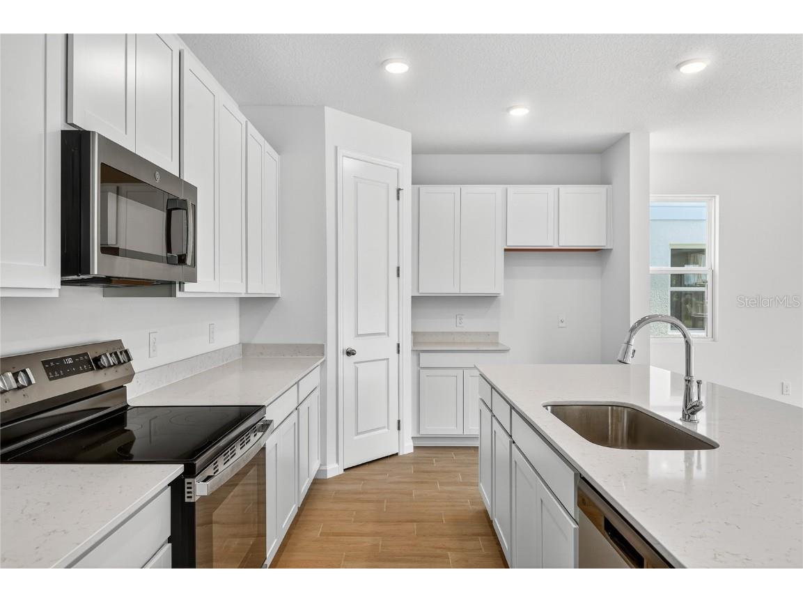 729 Lake Dell Avenue Dundee FL 33838 S5126722 image5