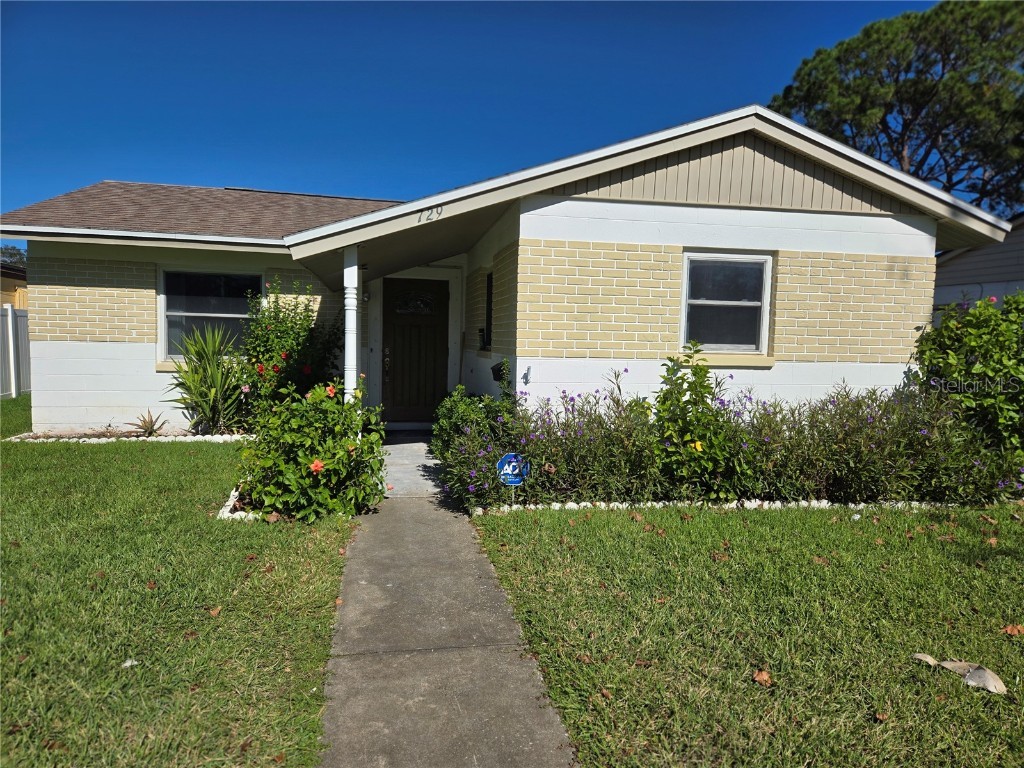 729 Lynndale Street N Saint Petersburg FL 33703 TB8325837 image1