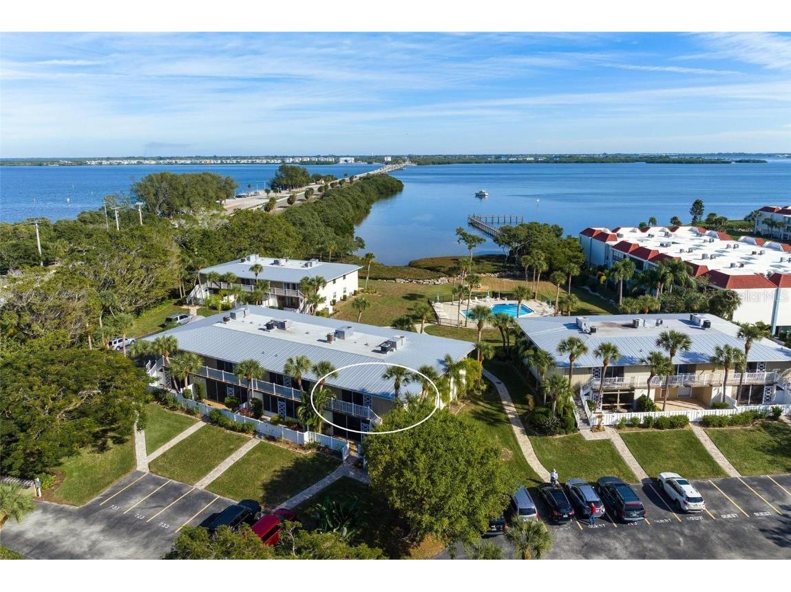 729 Manatee Avenue Holmes Beach FL 34217 - ANNA MARIA SOUND A4591138 image1