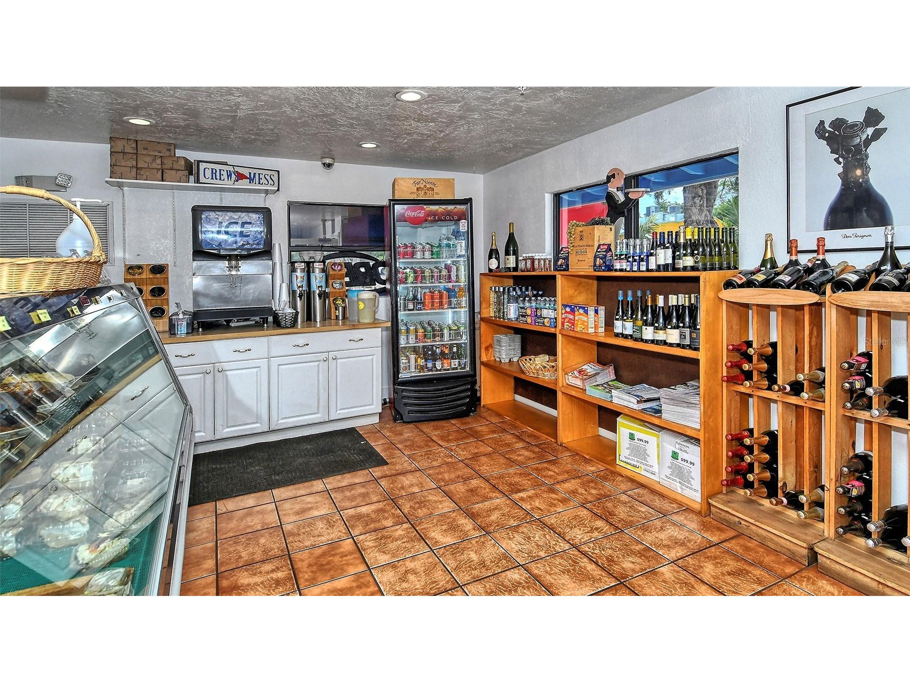 729 Saint Judes Drive S #3 Longboat Key FL 34228 A4685189 image44