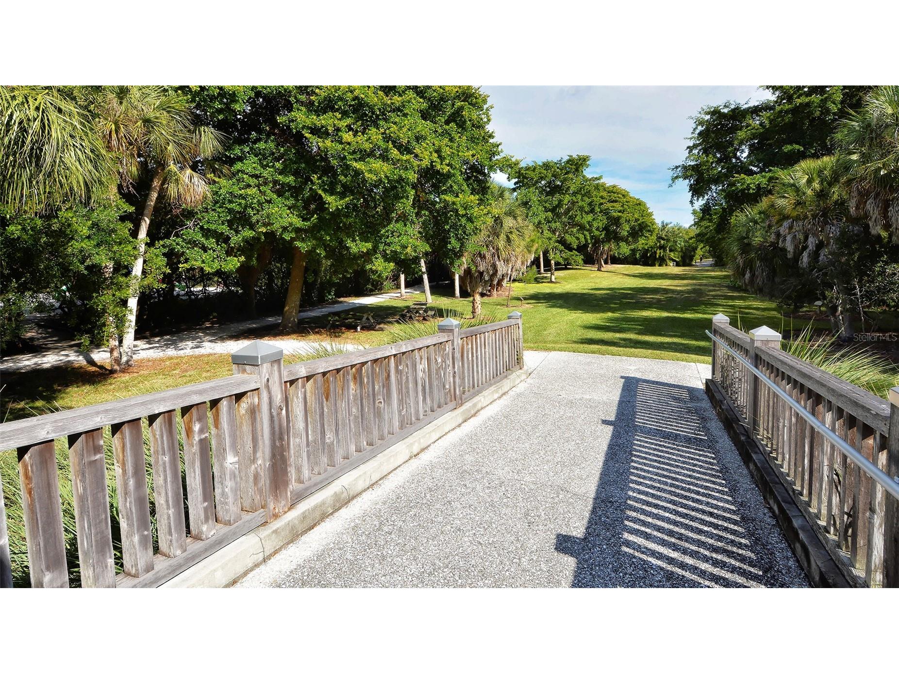 729 Saint Judes Drive S #3 Longboat Key FL 34228 A4685189 image54