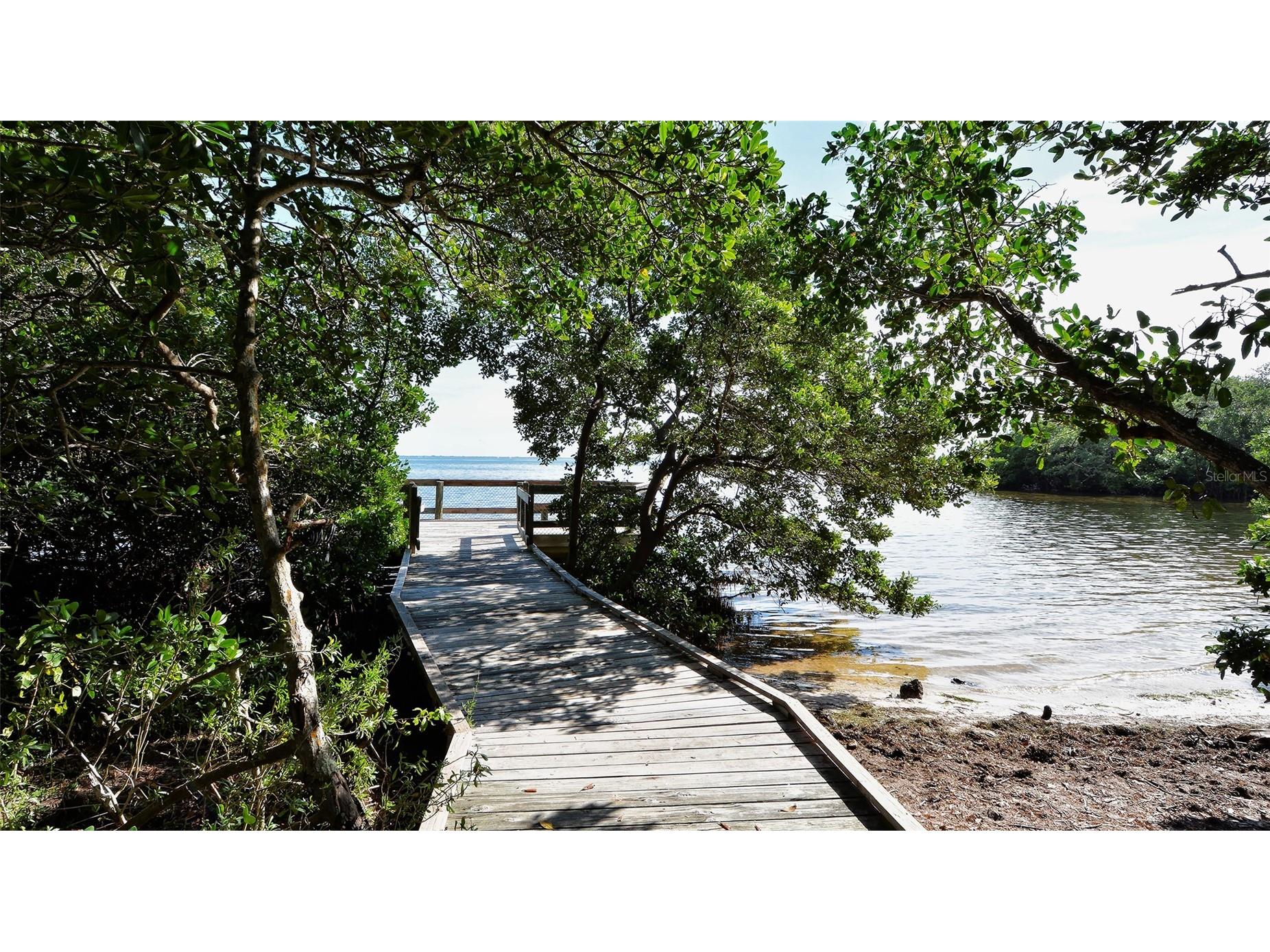 729 Saint Judes Drive S #3 Longboat Key FL 34228 A4685189 image59