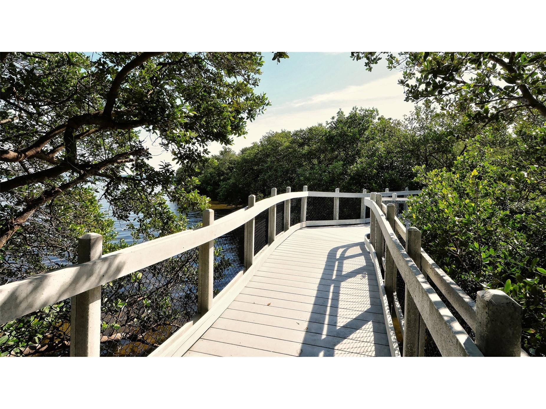 729 Saint Judes Drive S #3 Longboat Key FL 34228 A4685189 image63
