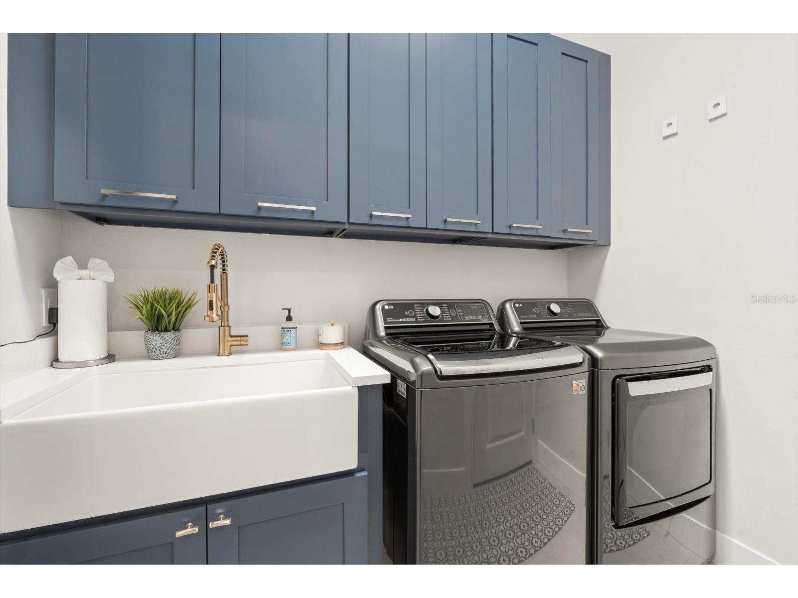 729 Tailwind Place Sarasota FL 34240 A4676418 image31