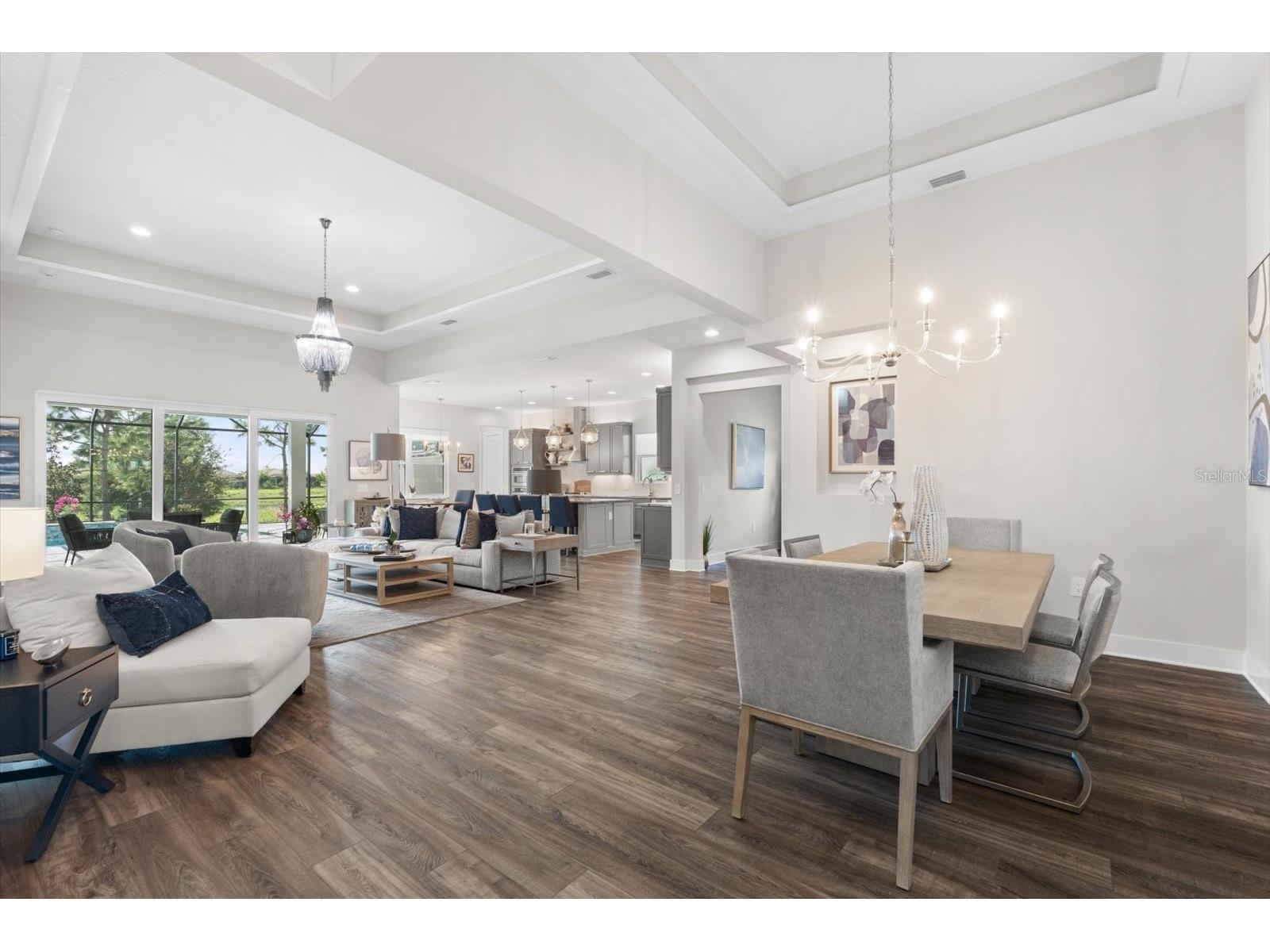 729 Tailwind Place Sarasota FL 34240 A4676418 image4