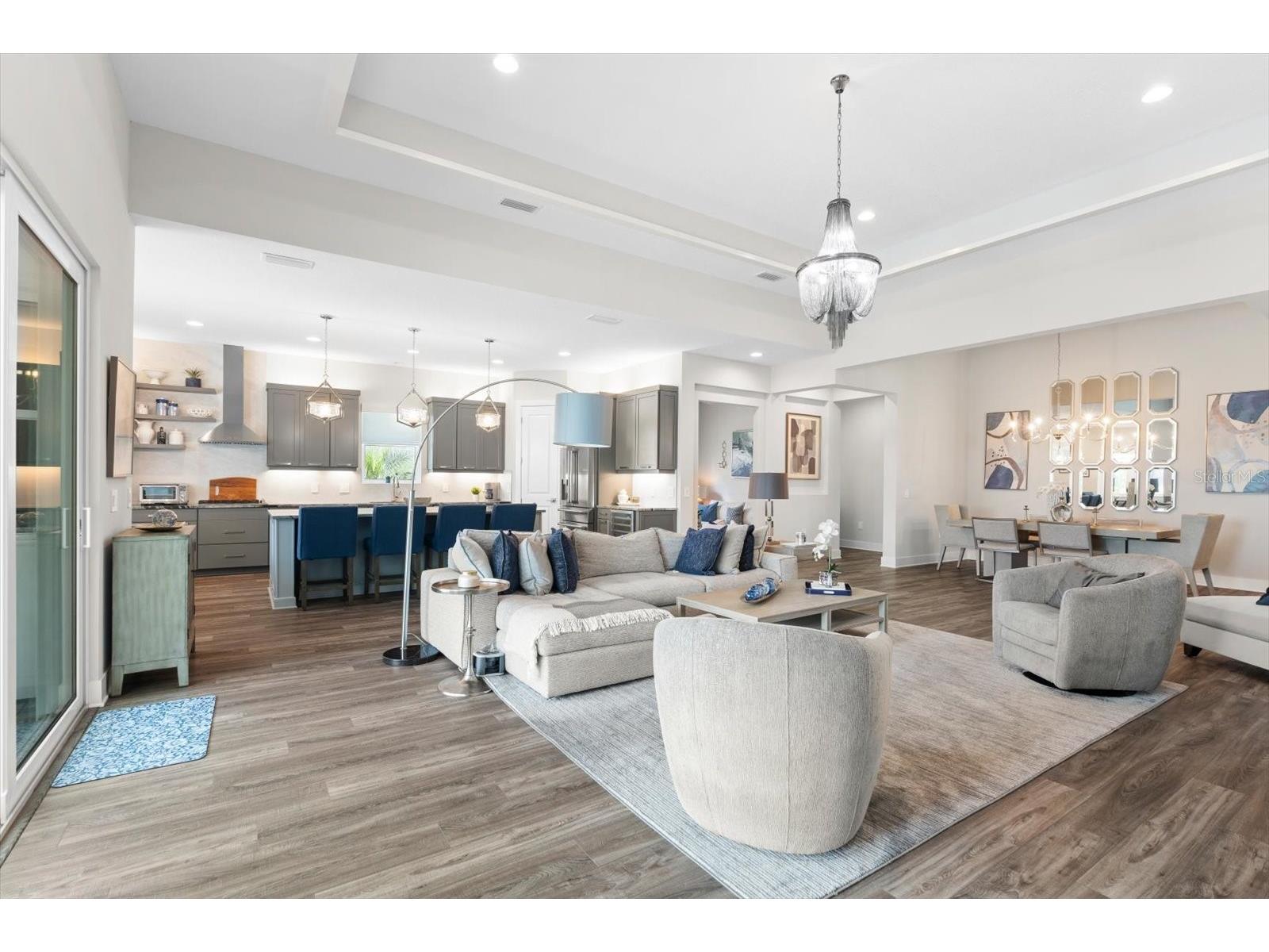 729 Tailwind Place Sarasota FL 34240 A4676418 image5