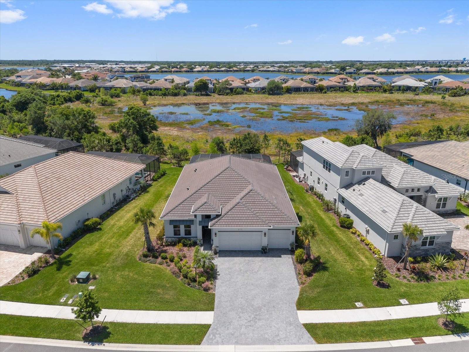 729 Tailwind Place Sarasota FL 34240 A4699054 image2