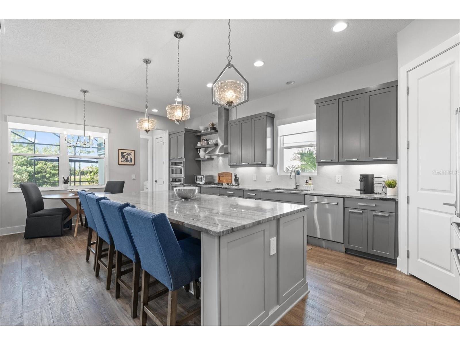 729 Tailwind Place Sarasota FL 34240 A4699054 image6