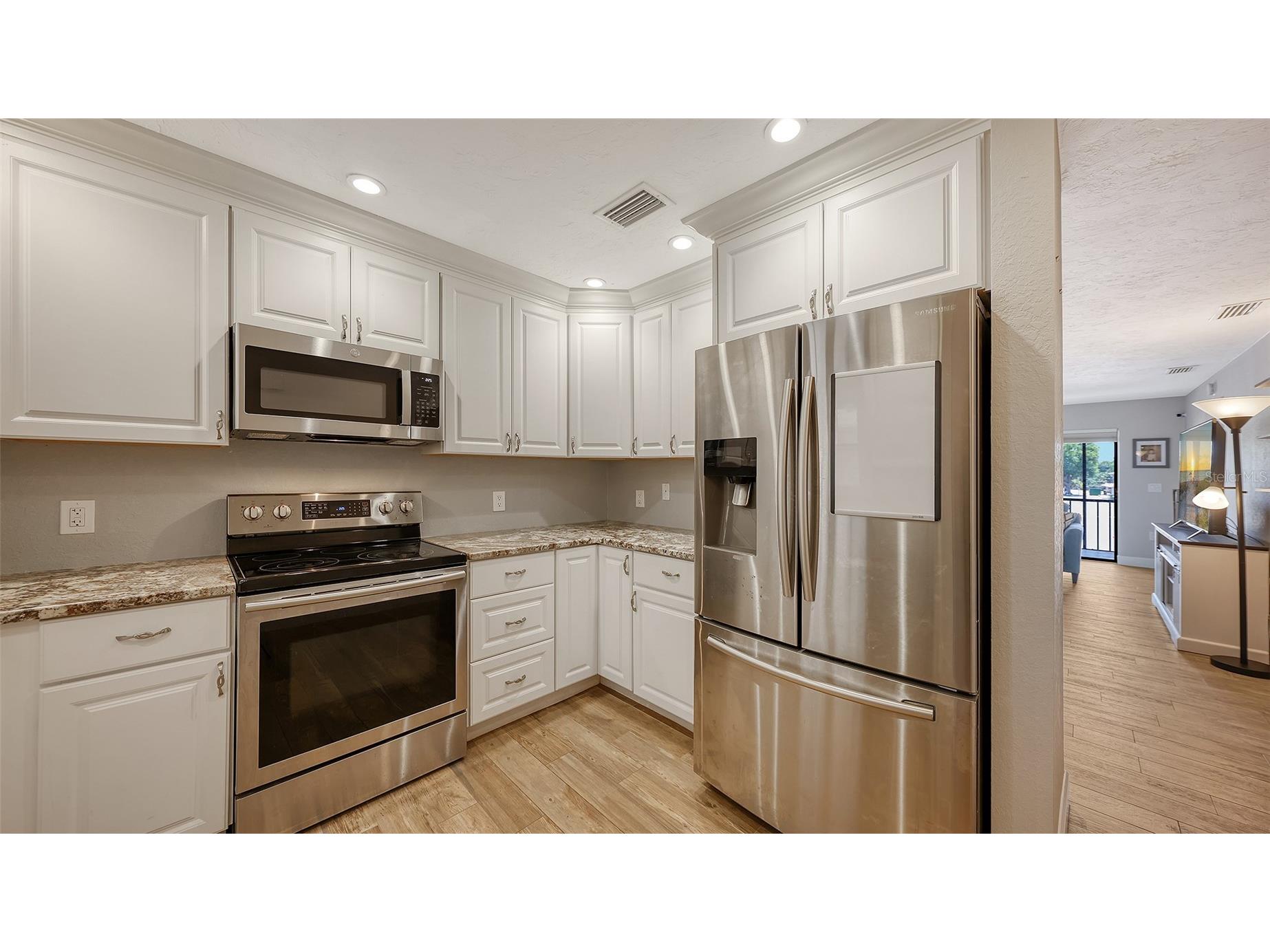 7291 Cloister Drive #222 Sarasota FL 34231 A4691248 image5