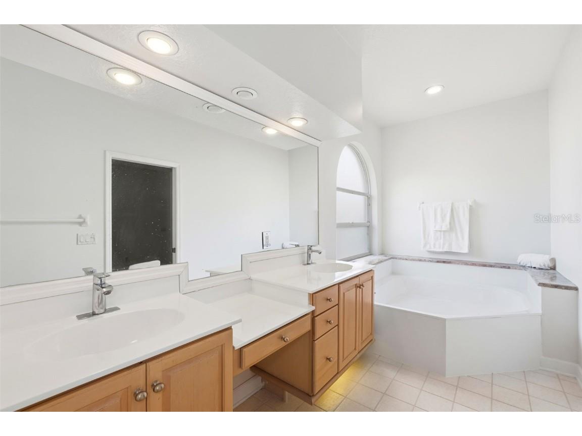 7291 Hawksnest Boulevard Orlando FL 32835 O6362890 image23