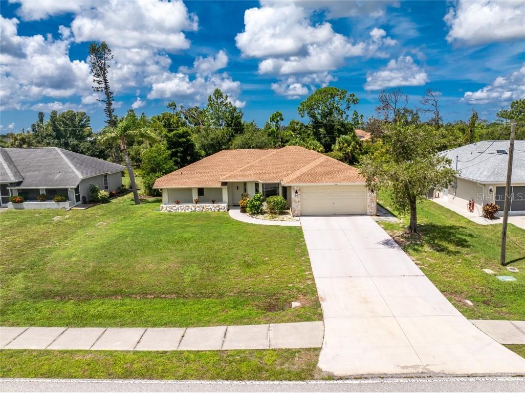 7293 Spinnaker Boulevard Englewood FL 34224 D6137845 image1