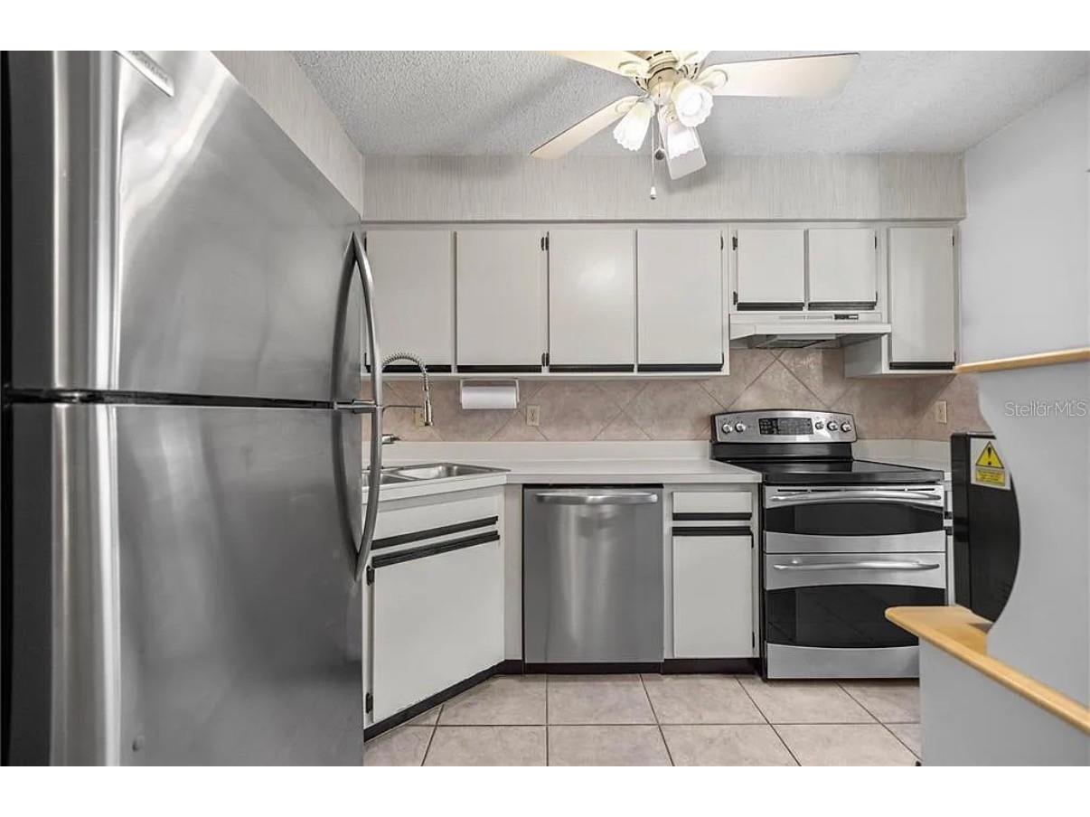7294 Cloister Drive #23 Sarasota FL 34231 A4690237 image4