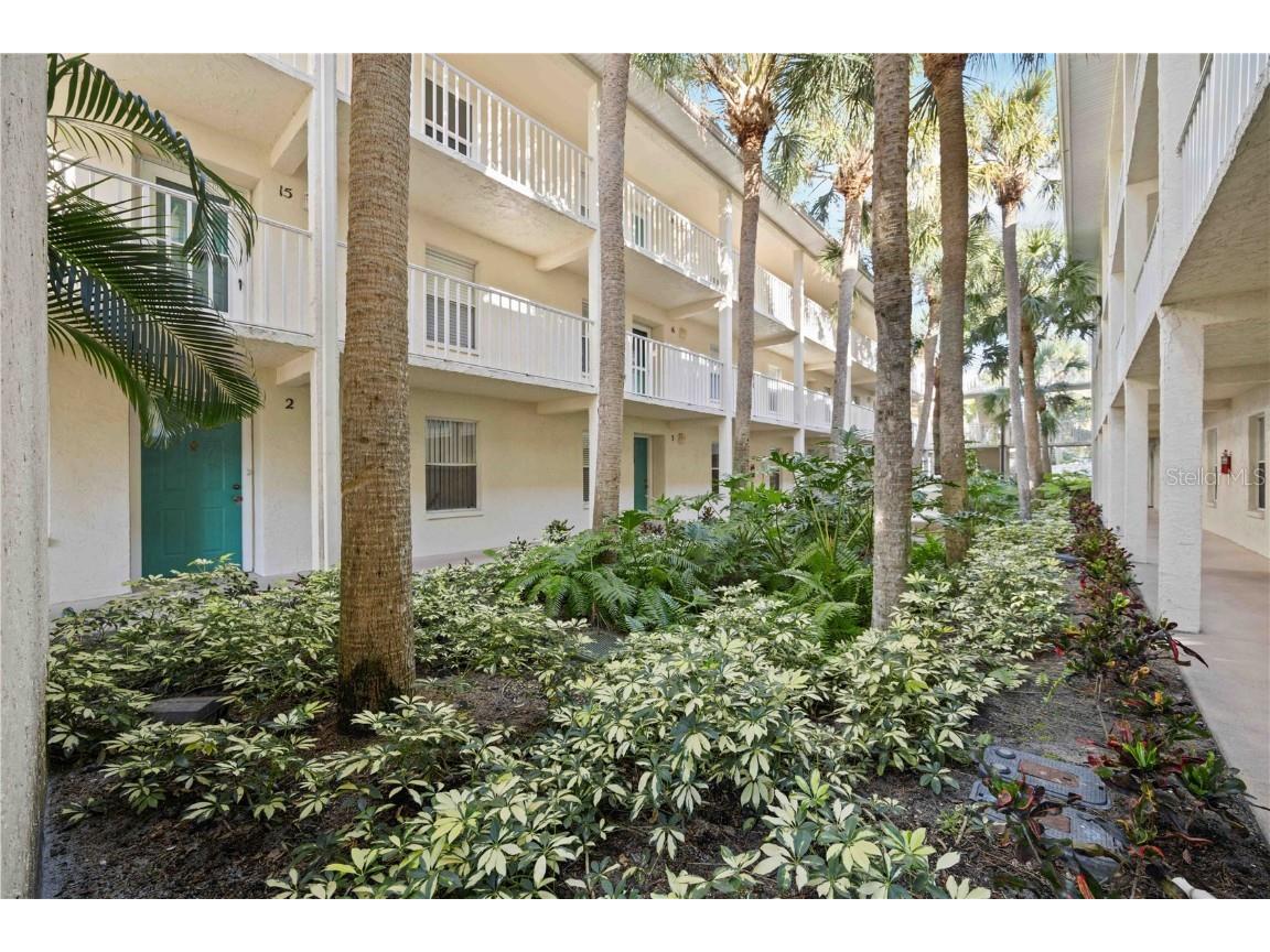 7294 Cloister Drive #27 Sarasota FL 34231 A4589506 image1