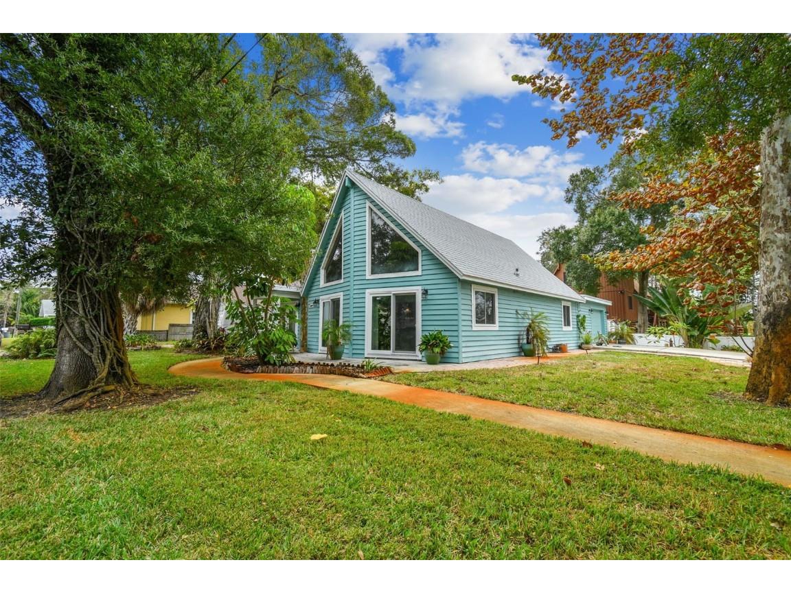 7295 Hubert Street Seminole FL 33776 U8221401 image1