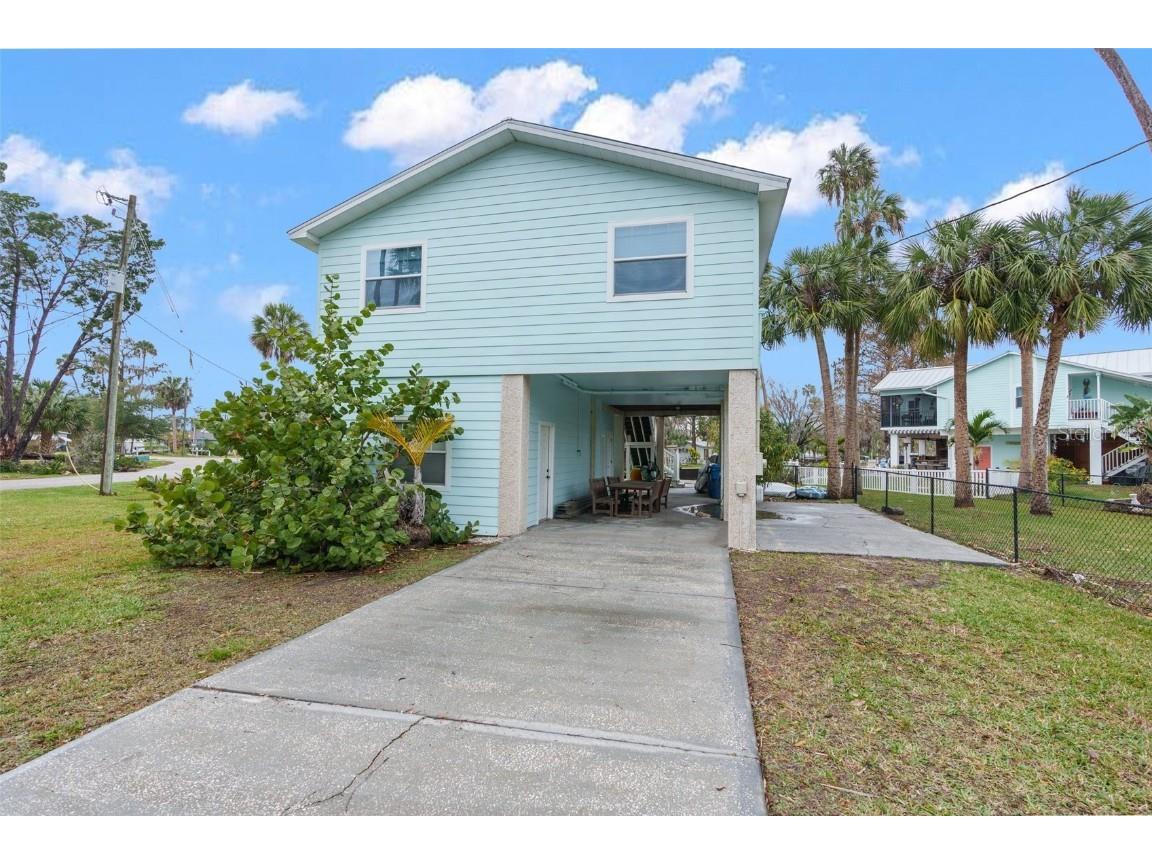 7295 Sunfish Circle Weeki Wachee FL 34607 U8227016 image1
